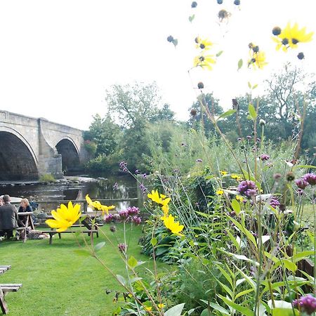 The Bull Inn West Tanfield Ripon Zewnętrze zdjęcie